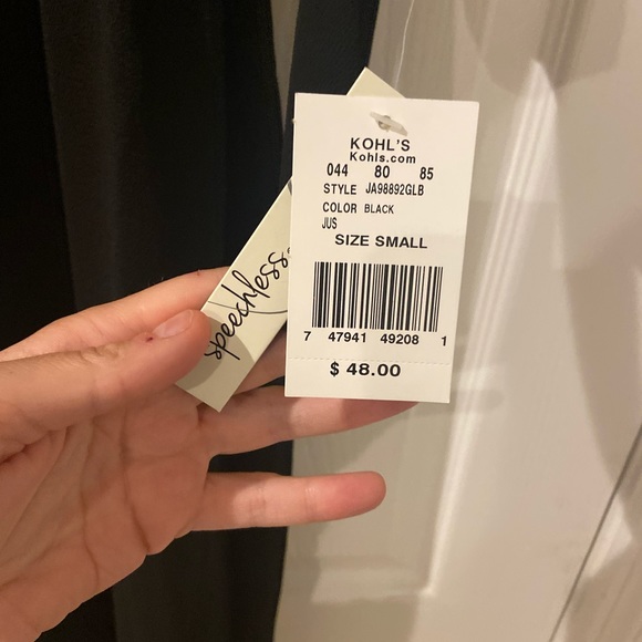 NWT jumpsuit - 3/4 open sleeves - Picture 3 of 3